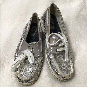 Woman’s size 6 sequined, aloha island, tennis shoe lace up